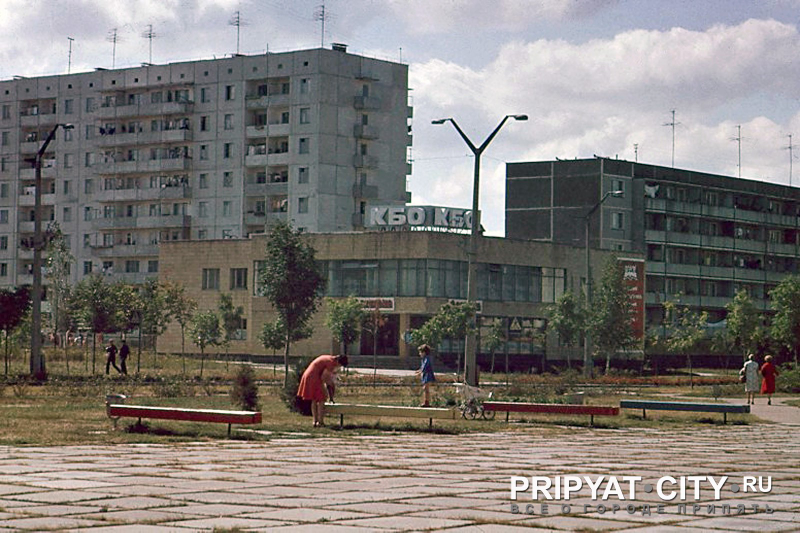 Illustration for article titled Photos Of Everyday Life In Pripyat Before The Chernobyl Disaster
